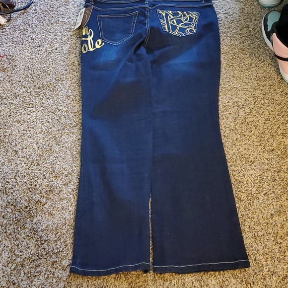 Nwt southpole womens jeans - Picture 3 of 5